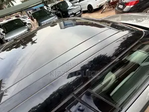 Land Rover Range Rover Velar 2021 Gold