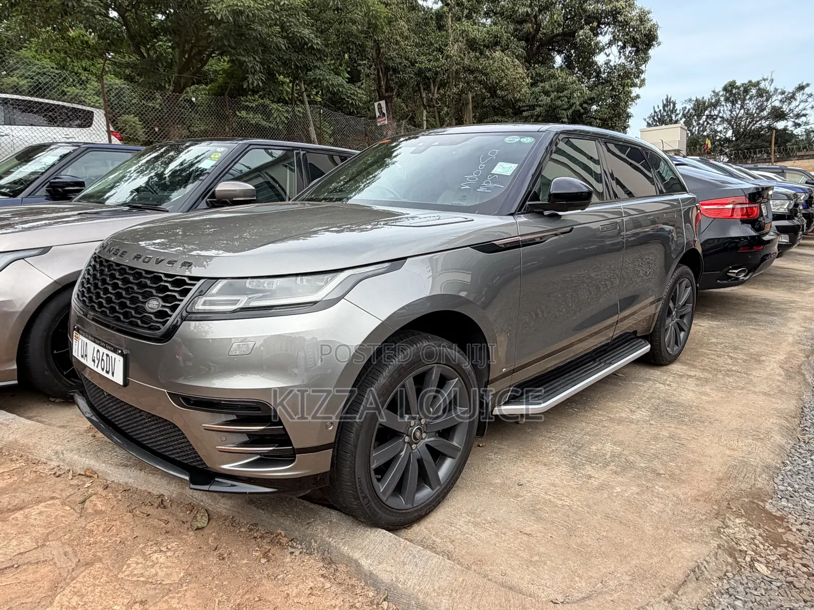 Land Rover Range Rover Velar 2021 Gold