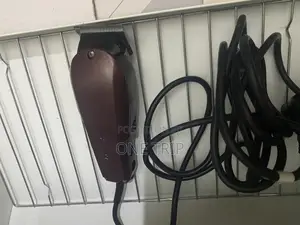 Clippers/ Bolding Machine