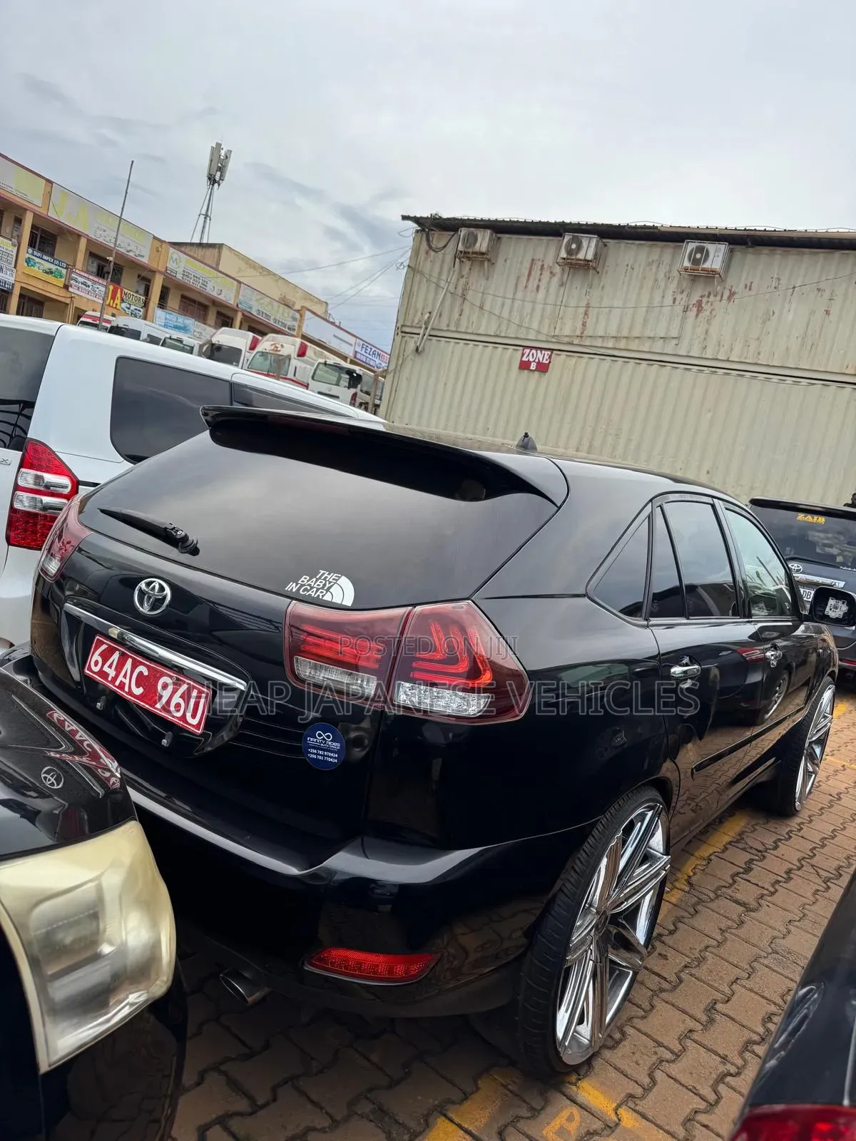 Toyota Harrier 2.4 2012 Black