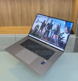 New Laptop HP ZBook Fury 16 G9 16GB Intel Core i9 SSD 256GB