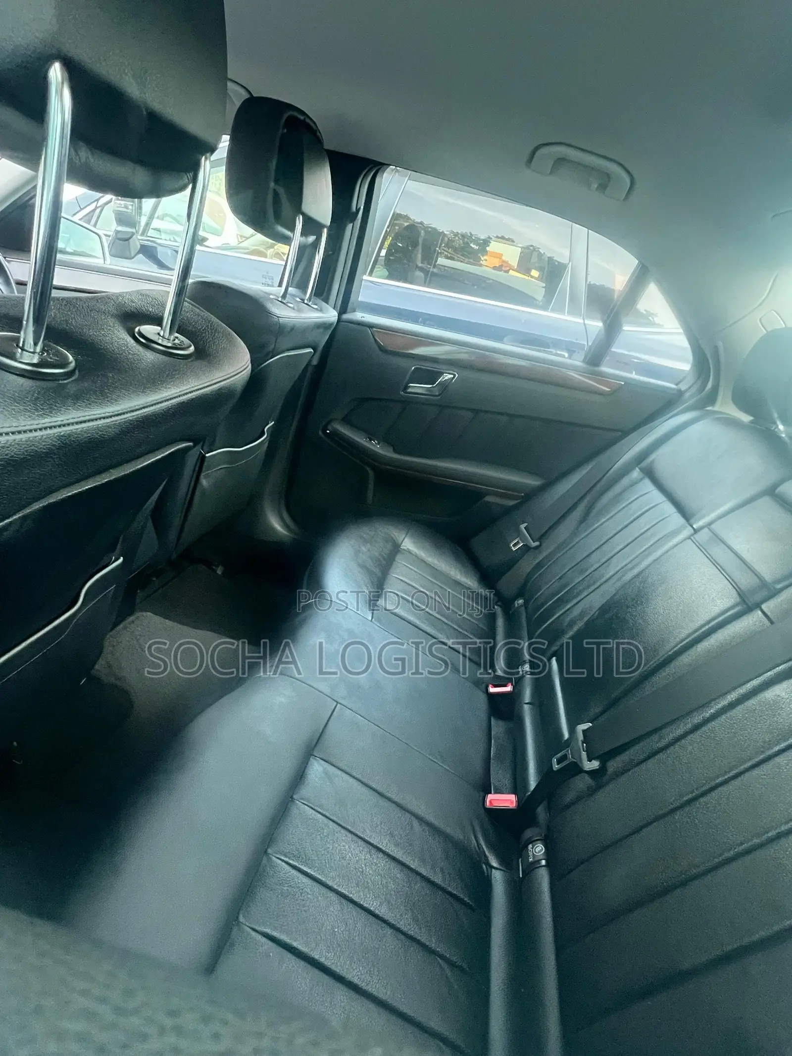 Mercedes-Benz E300 2011 Silver