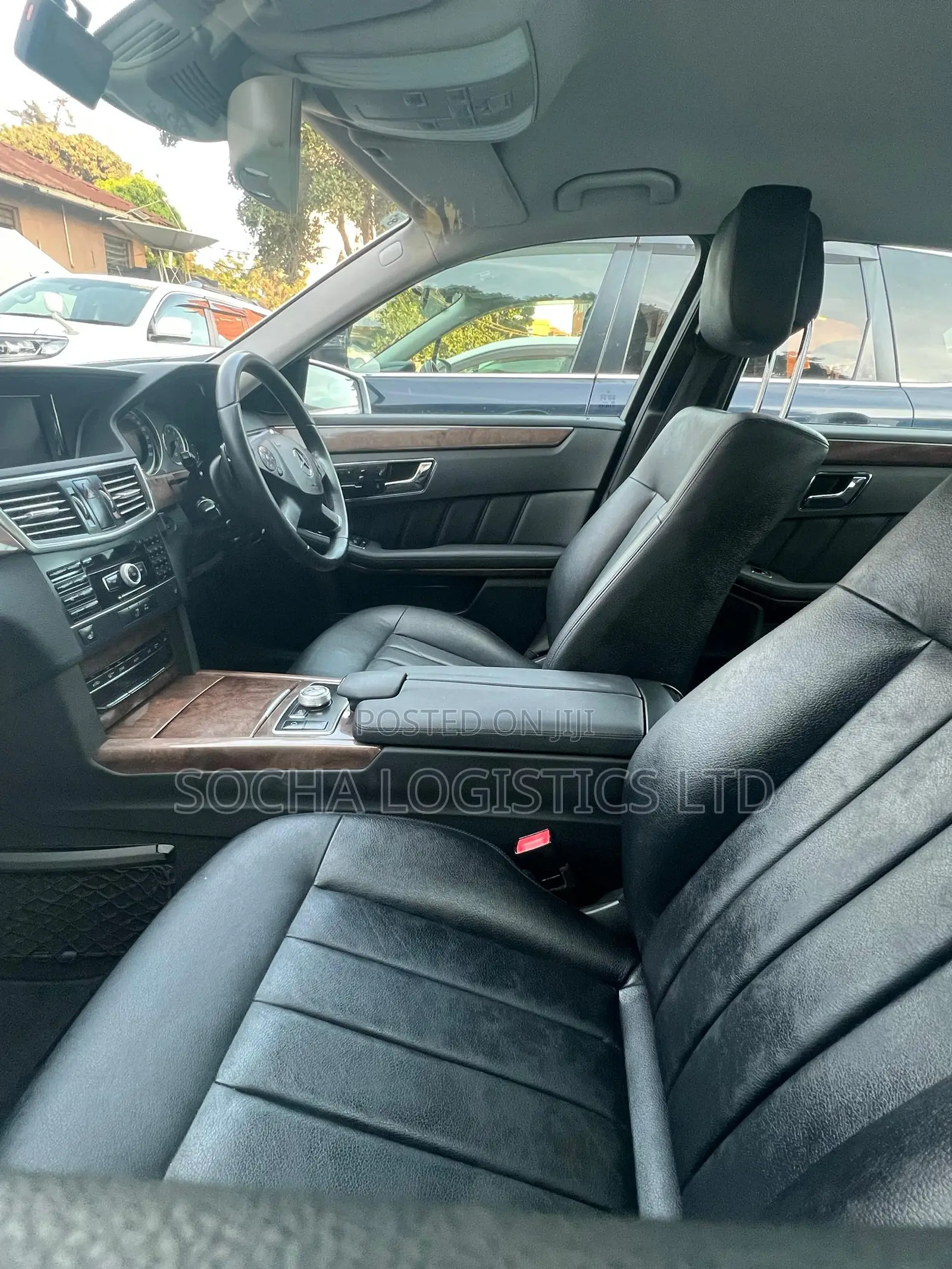 Mercedes-Benz E300 2011 Silver