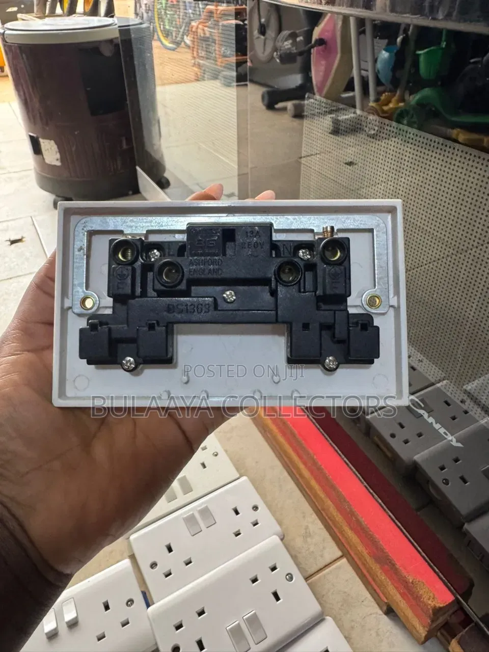 Uk Used White, 13-Amp, Double-Switched Power Sockets.