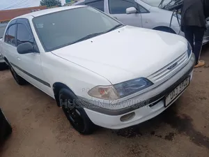 Toyota Carina 2000 White