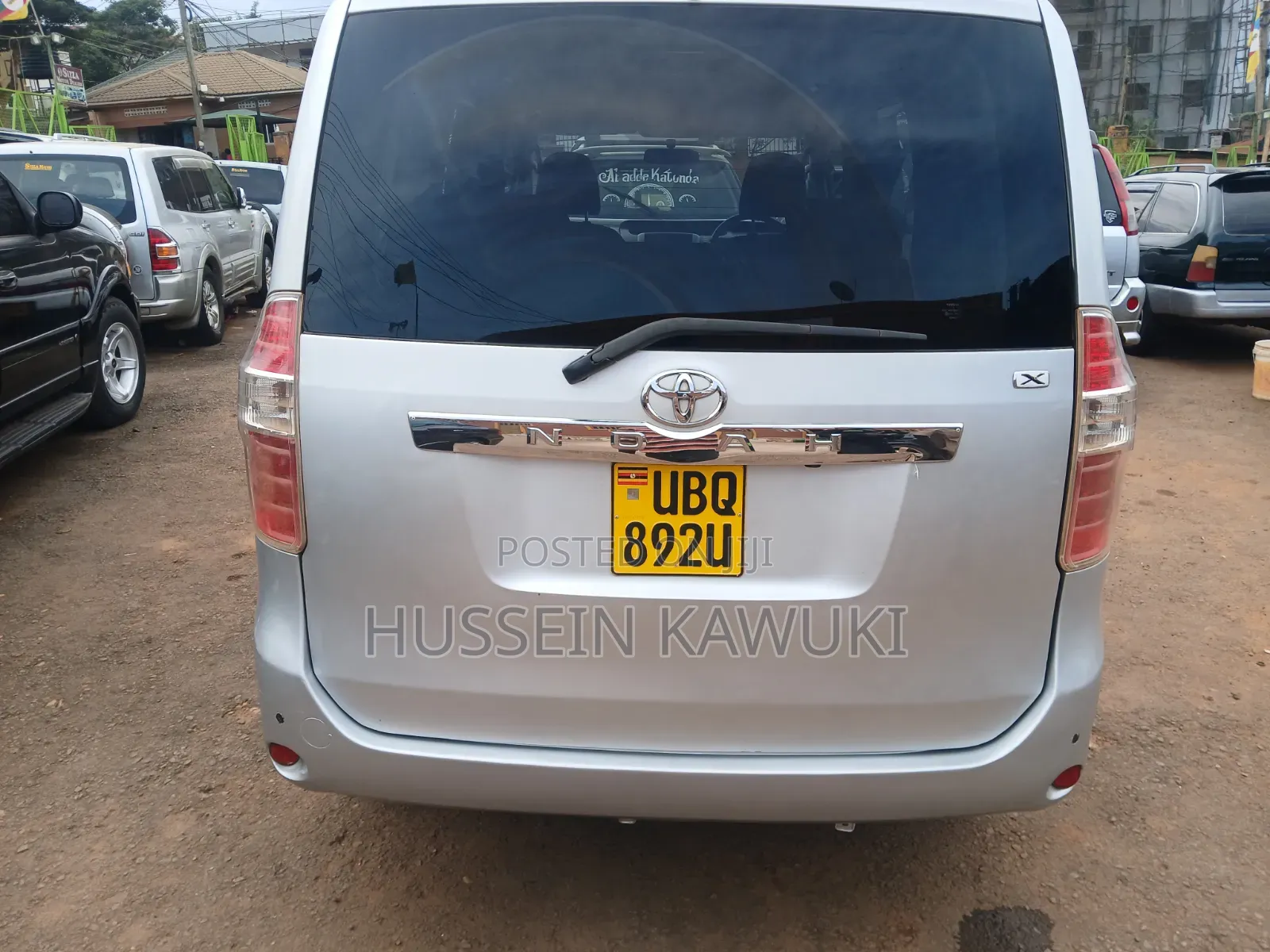 Toyota Noah 2009 Silver