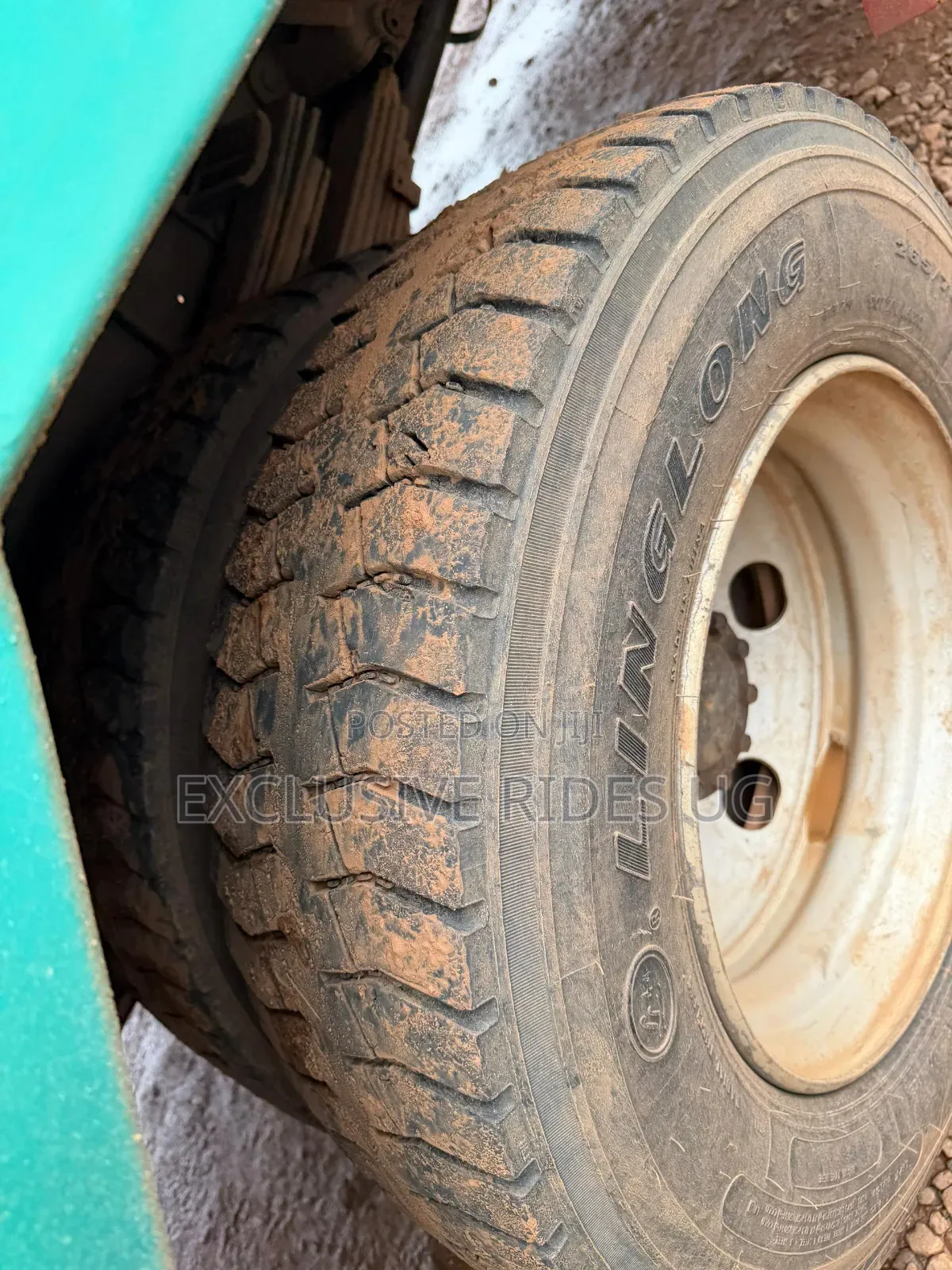 Isuzu Truck
