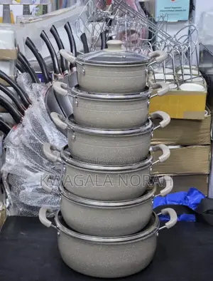 A 6 Piece Aluminum Non Stick Cookware Pots