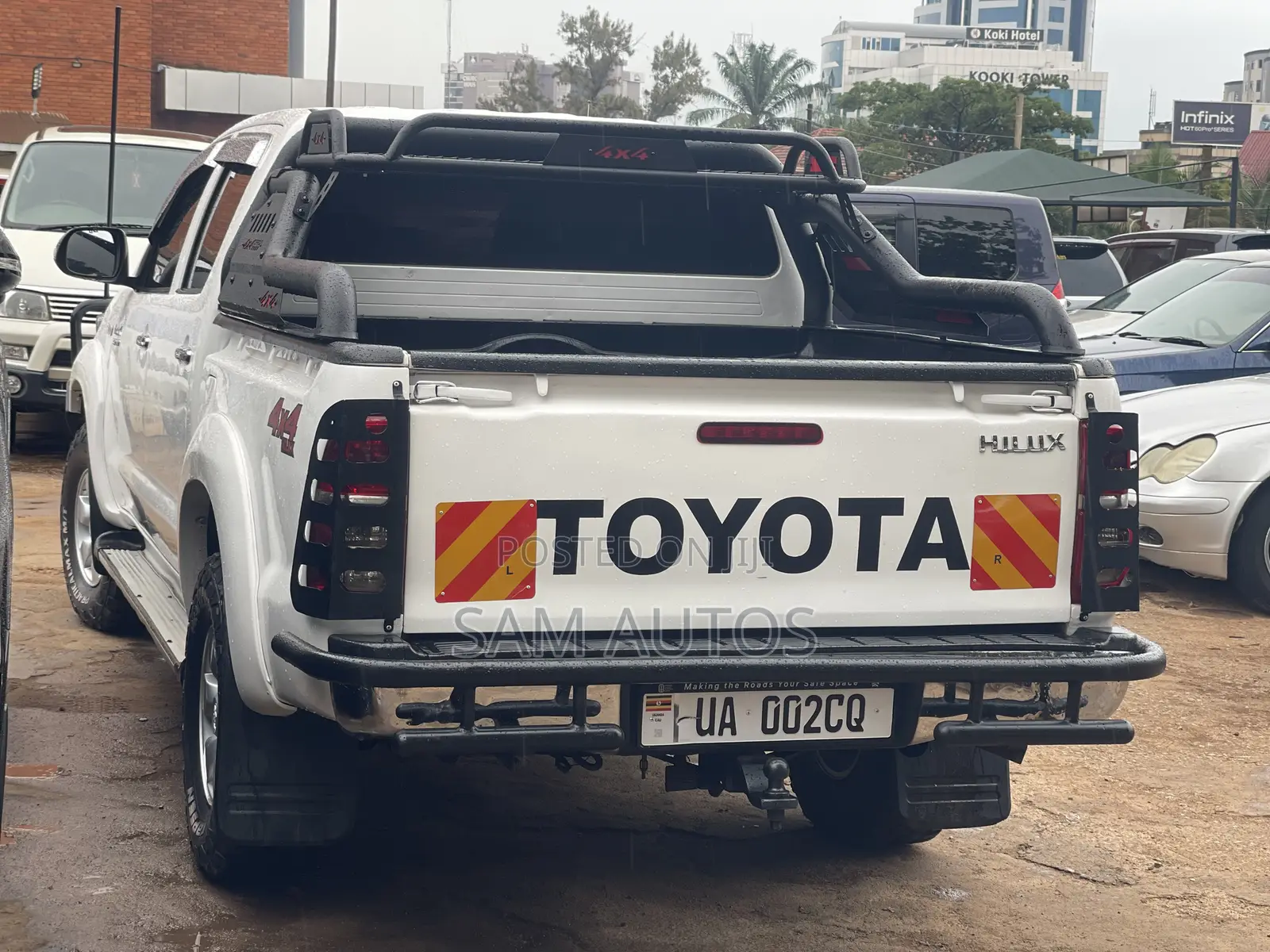 Toyota Hilux 2008 White