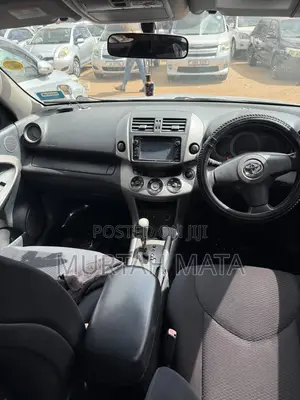 Toyota RAV4 2.0 VVT-i 2008 Silver