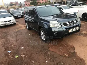 Nissan X-Trail 2010 Gray