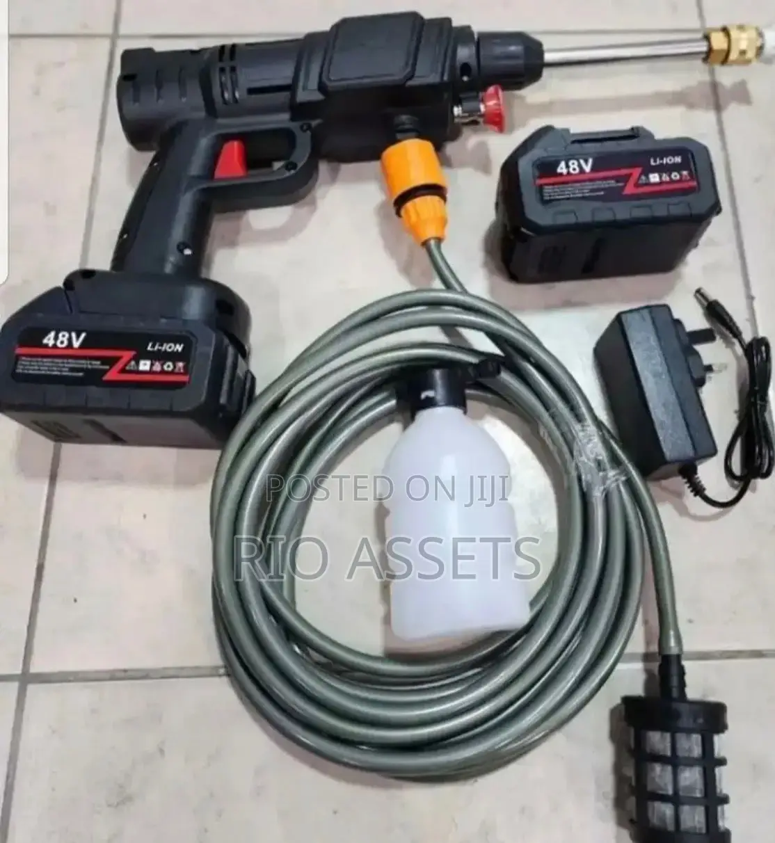 Portable Cordless High-Pressure Car Wash Water Gun 2 Batteries.