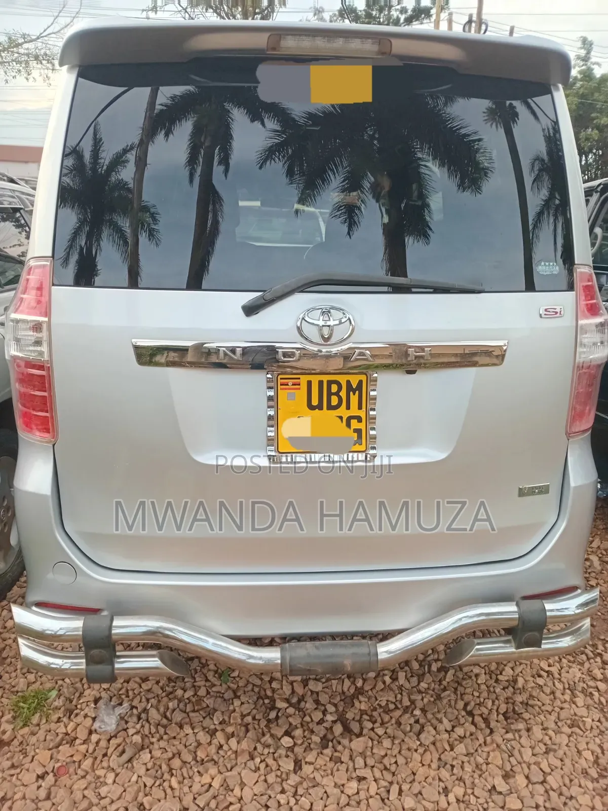 Toyota Noah 2009 Silver
