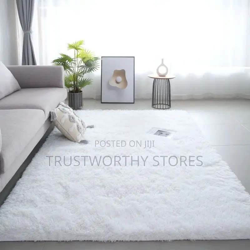 White Large Fluffy Carpet 2x2.5m