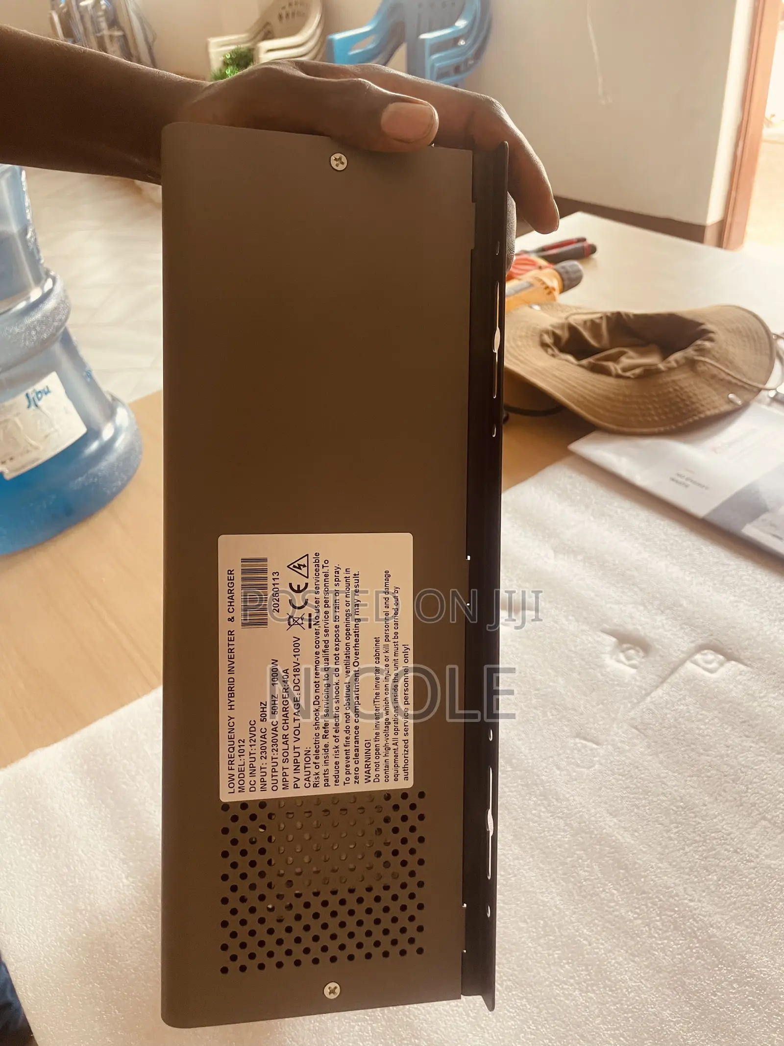 1000w Hybrid Solar Inverter Charger – 12v