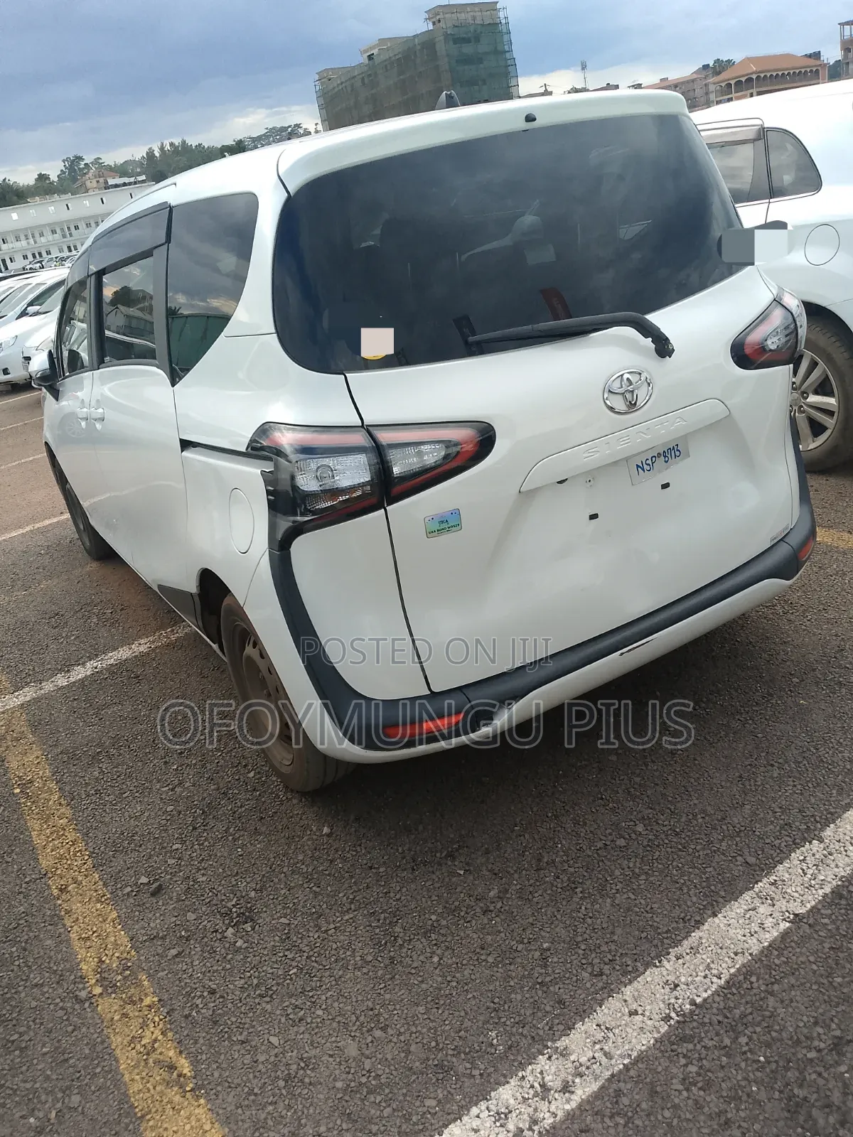 Toyota Sienta 2016 Black