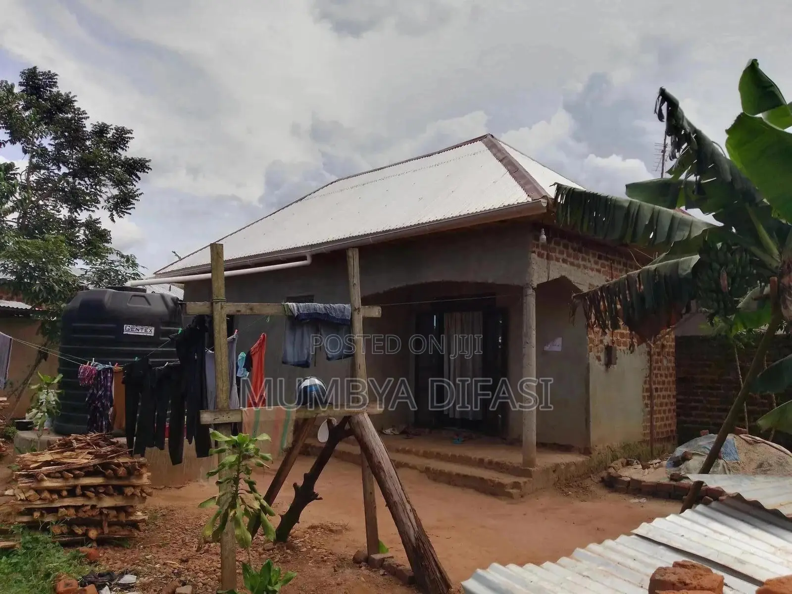 Furnished 3bdrm House in House, Nama for sale