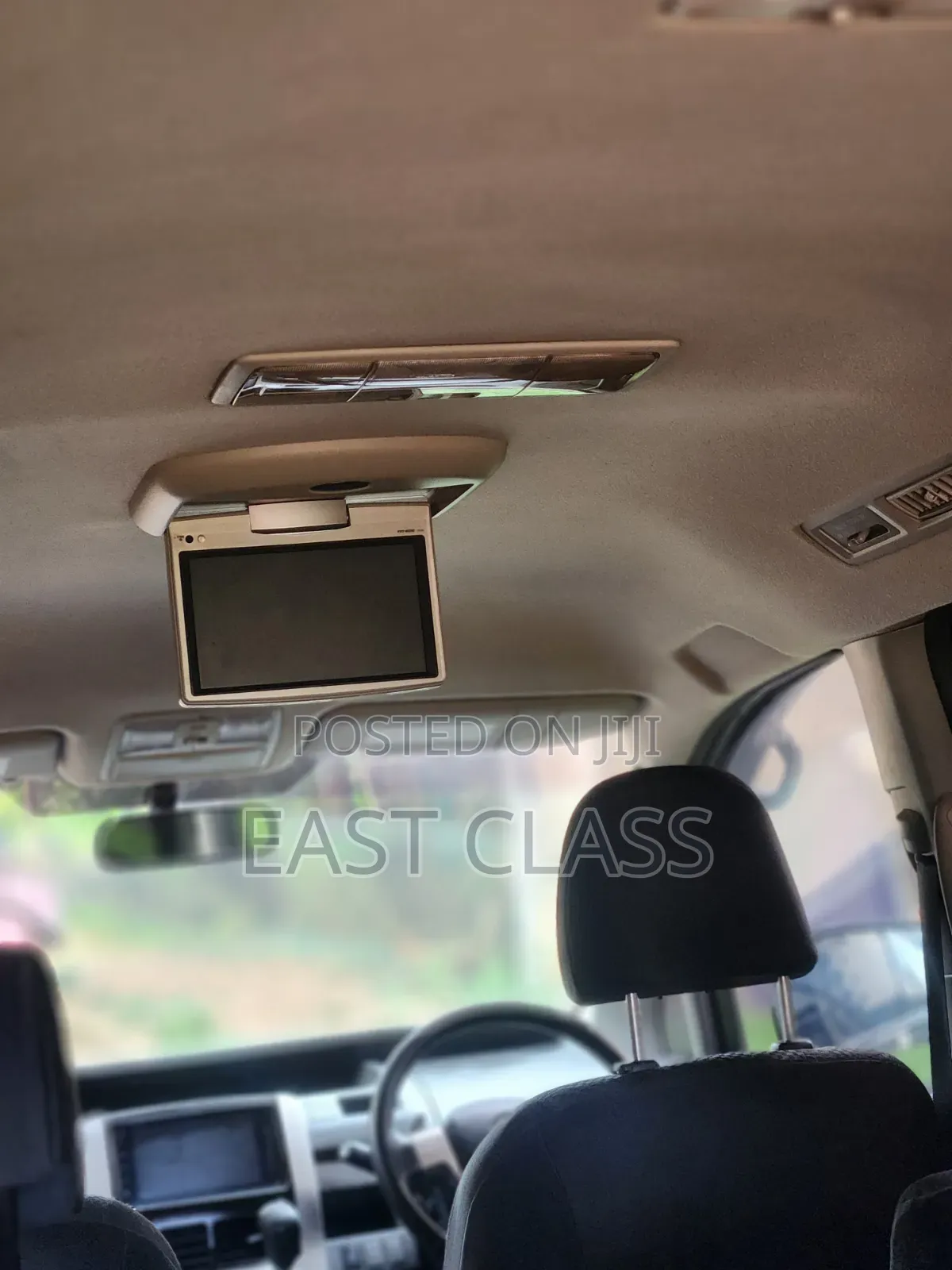 Toyota Noah 2.0 143hp FWD (8 Seater) 2009 Gray