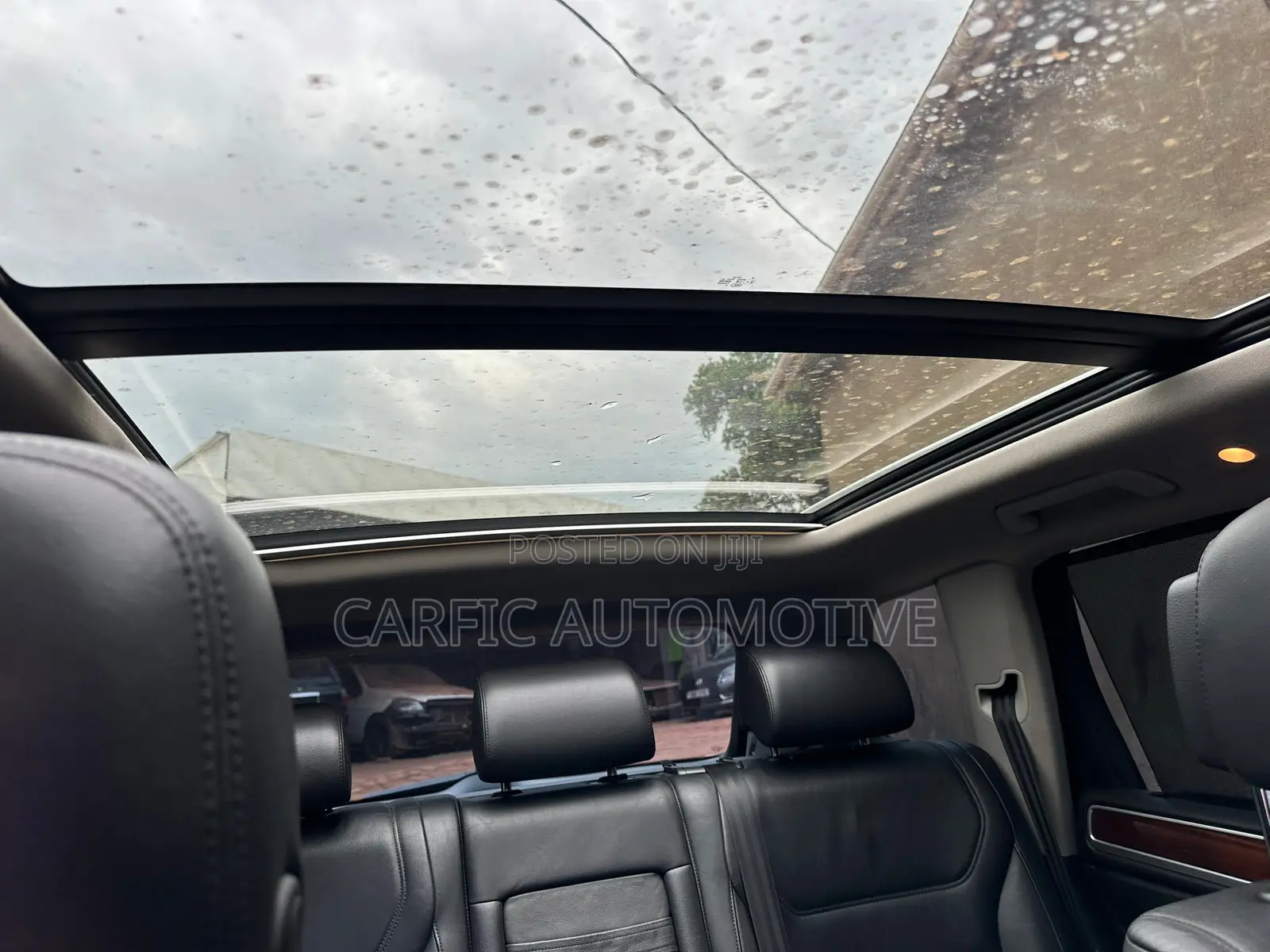 Volkswagen Touareg V6 Lux 4dr SUV AWD (3.6L 6cyl 8A) 2014 Black
