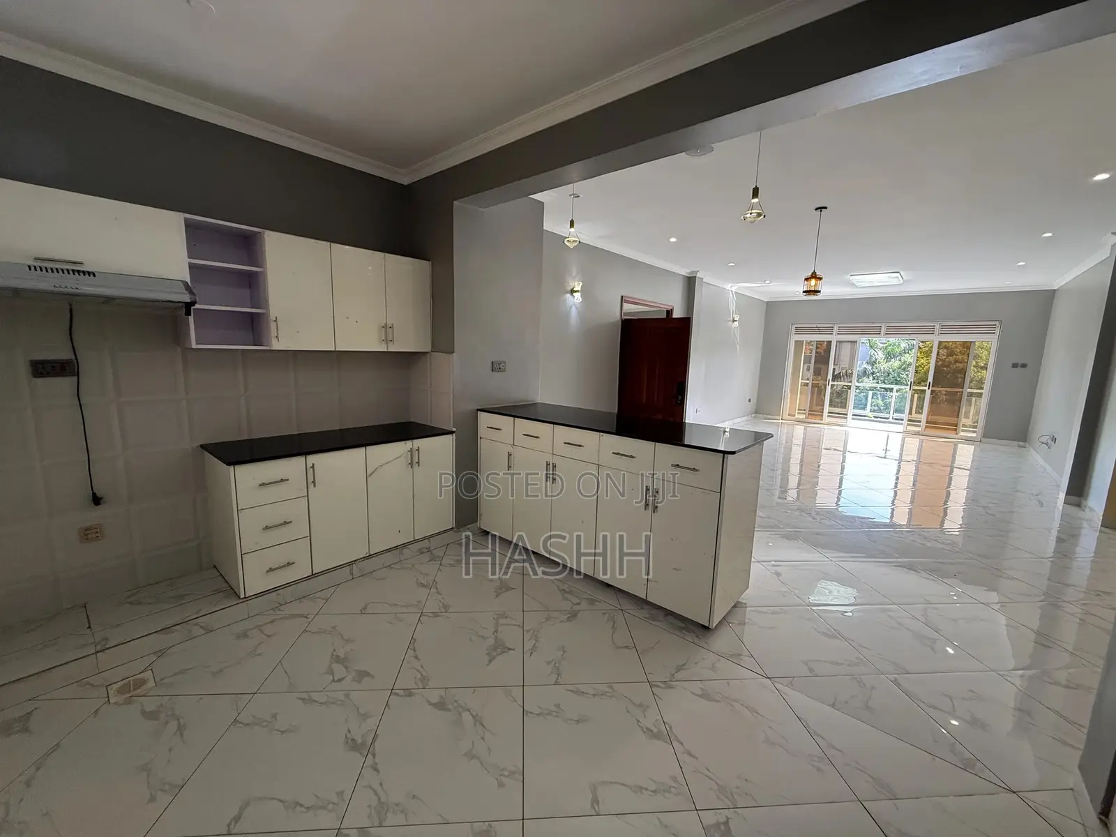 4bdrm Condo in Muyenga, Central Division for sale