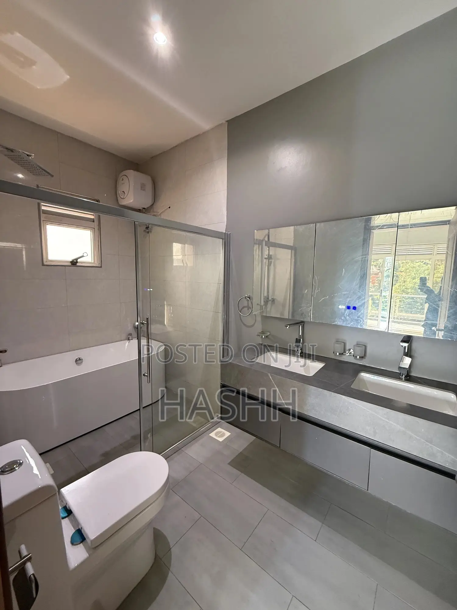 4bdrm Condo in Muyenga, Central Division for sale