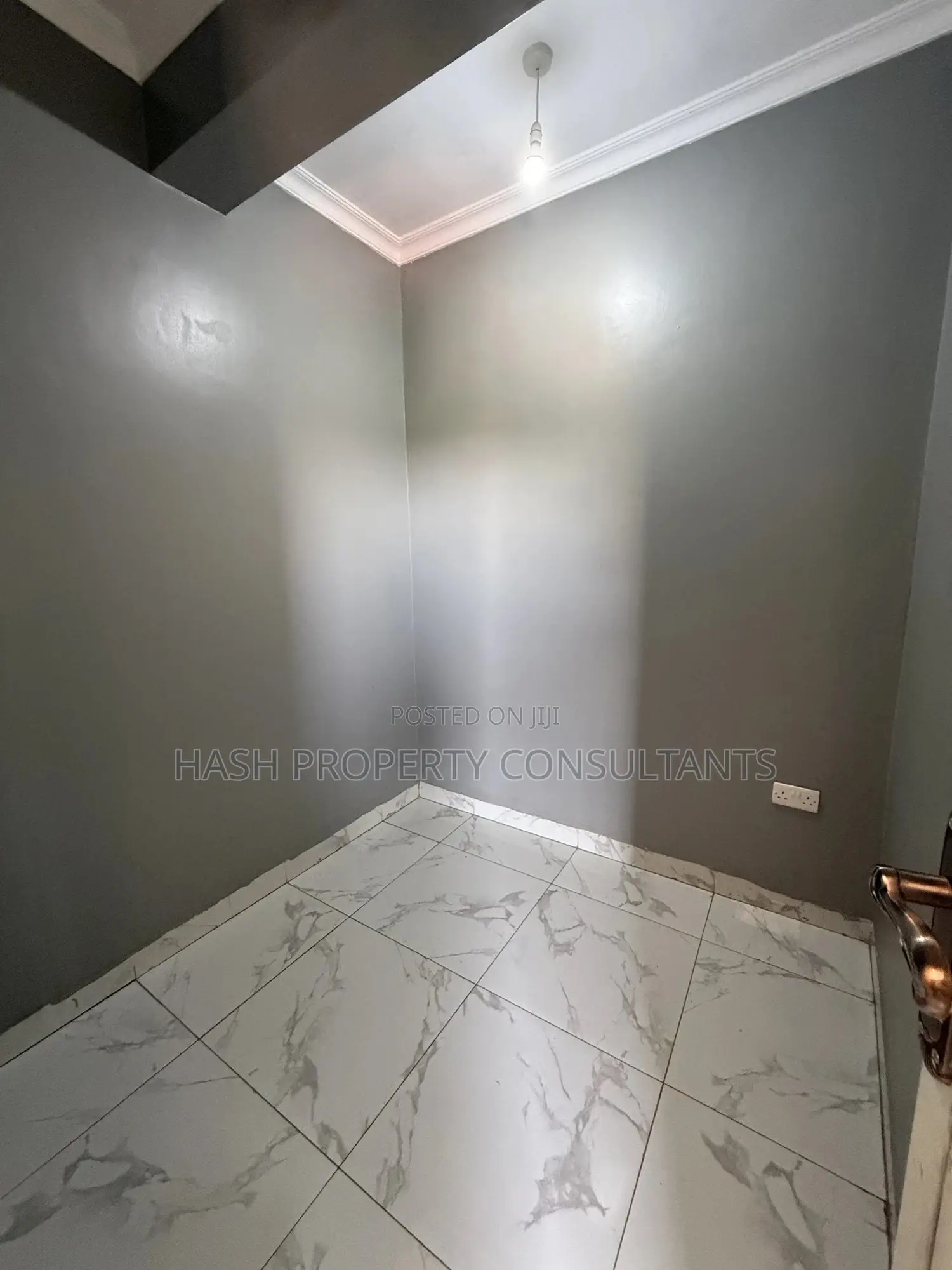 4bdrm Condo in Muyenga, Central Division for sale