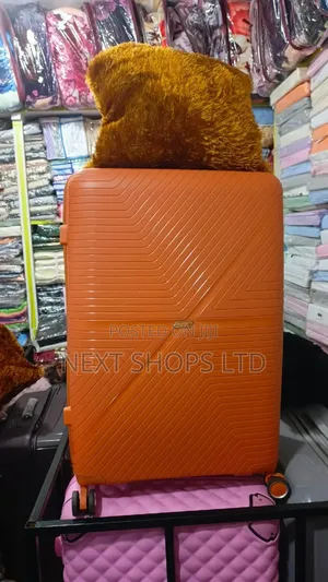Biggest Brown Rubber Suit Case/Biggest Rubber Suitcase/Travel Bag