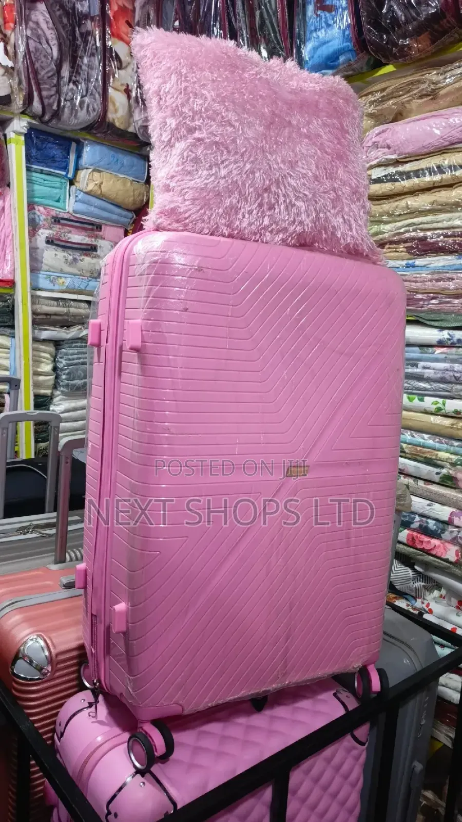 Biggest Pink Rubber Suit Case/Biggest Rubber Suitcase/Travel Bag