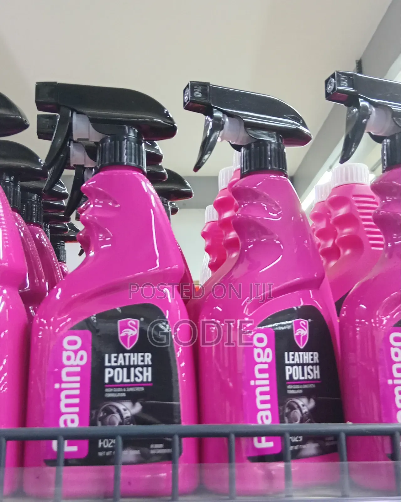 Flamingo Leather Polish, a 500ml Spray