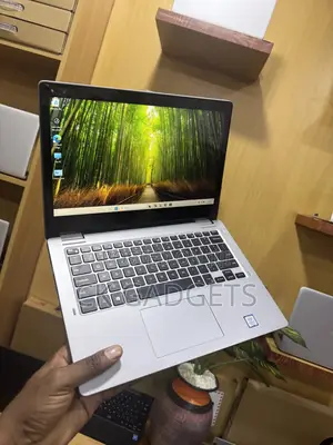 New Laptop Dell Latitude 3310 8GB Intel Core i5 SSD 512GB