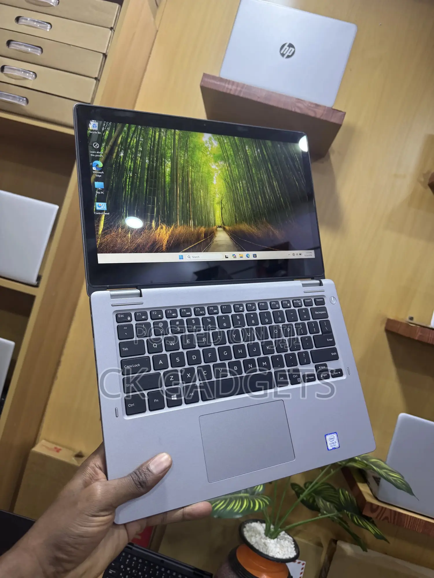 New Laptop Dell Latitude 3310 8GB Intel Core i5 SSD 512GB