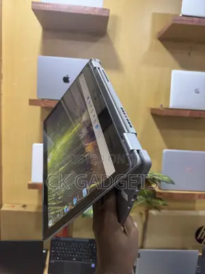New Laptop Dell Latitude 3310 8GB Intel Core i5 SSD 512GB
