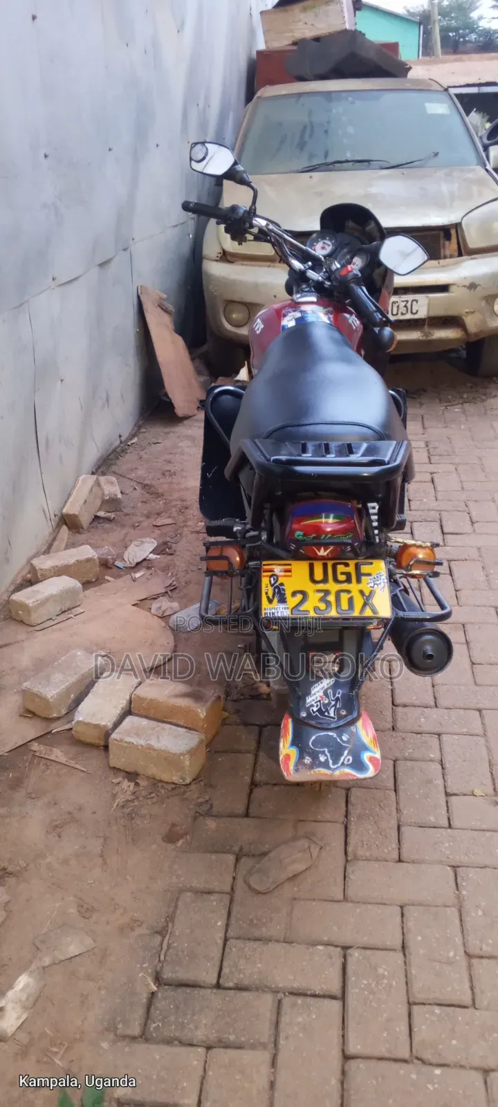 TVS HLX 125 2019 Red