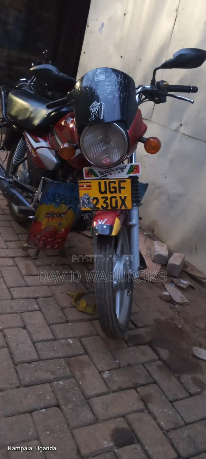 TVS HLX 125 2019 Red
