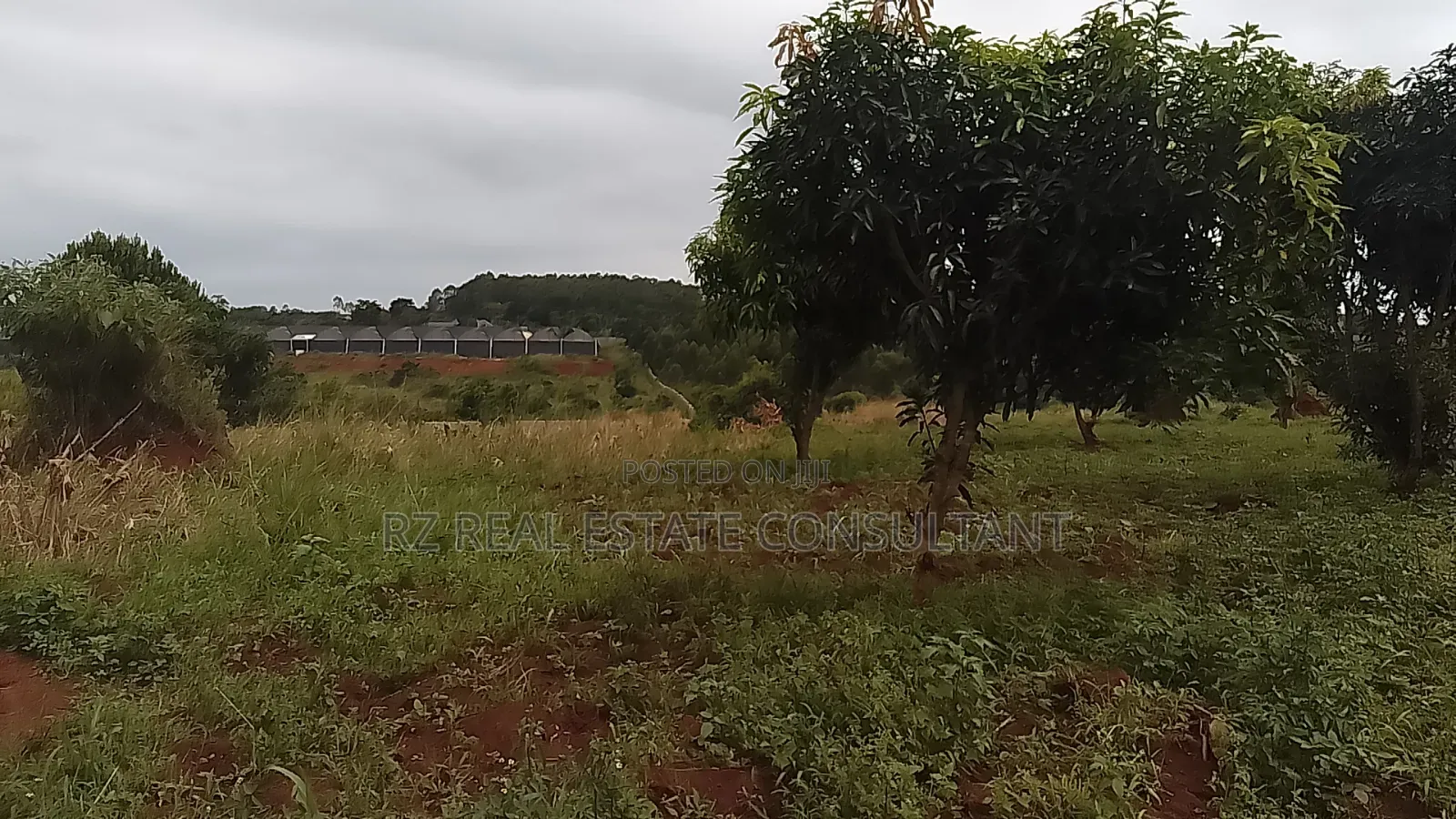 Very Clear Piece for Mixed Use . Located in Busiika - Namuganja