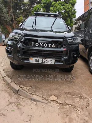 Toyota Hilux 2017 Black