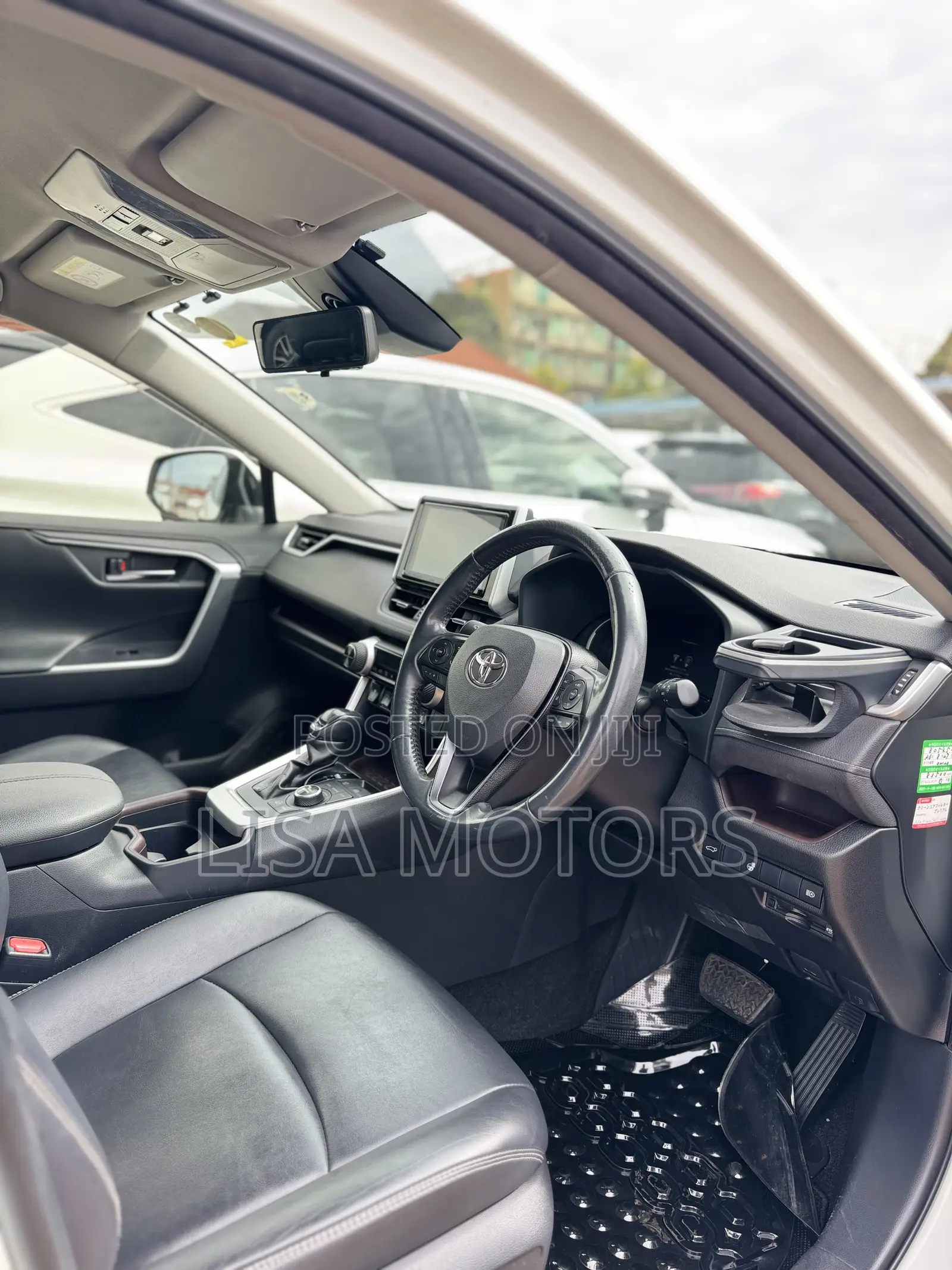 Toyota RAV4 2019 White