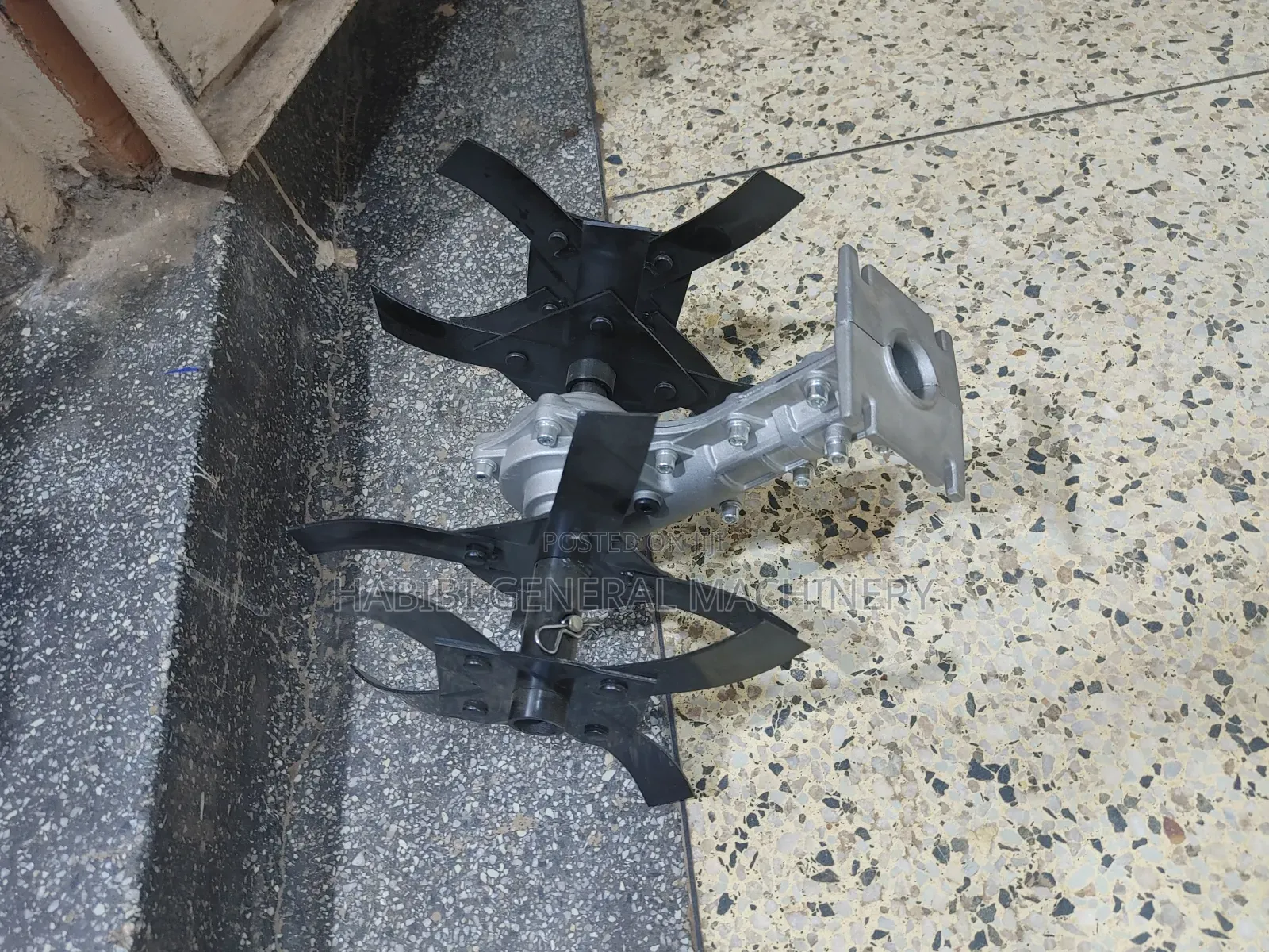 Manual Tiller Hoe/Gardening Cultivator