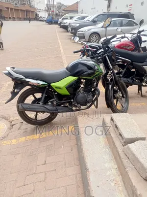 New Yamaha 2022 Black