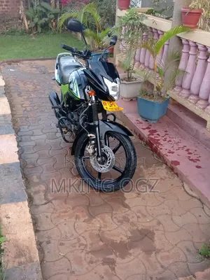 New Yamaha 2022 Black