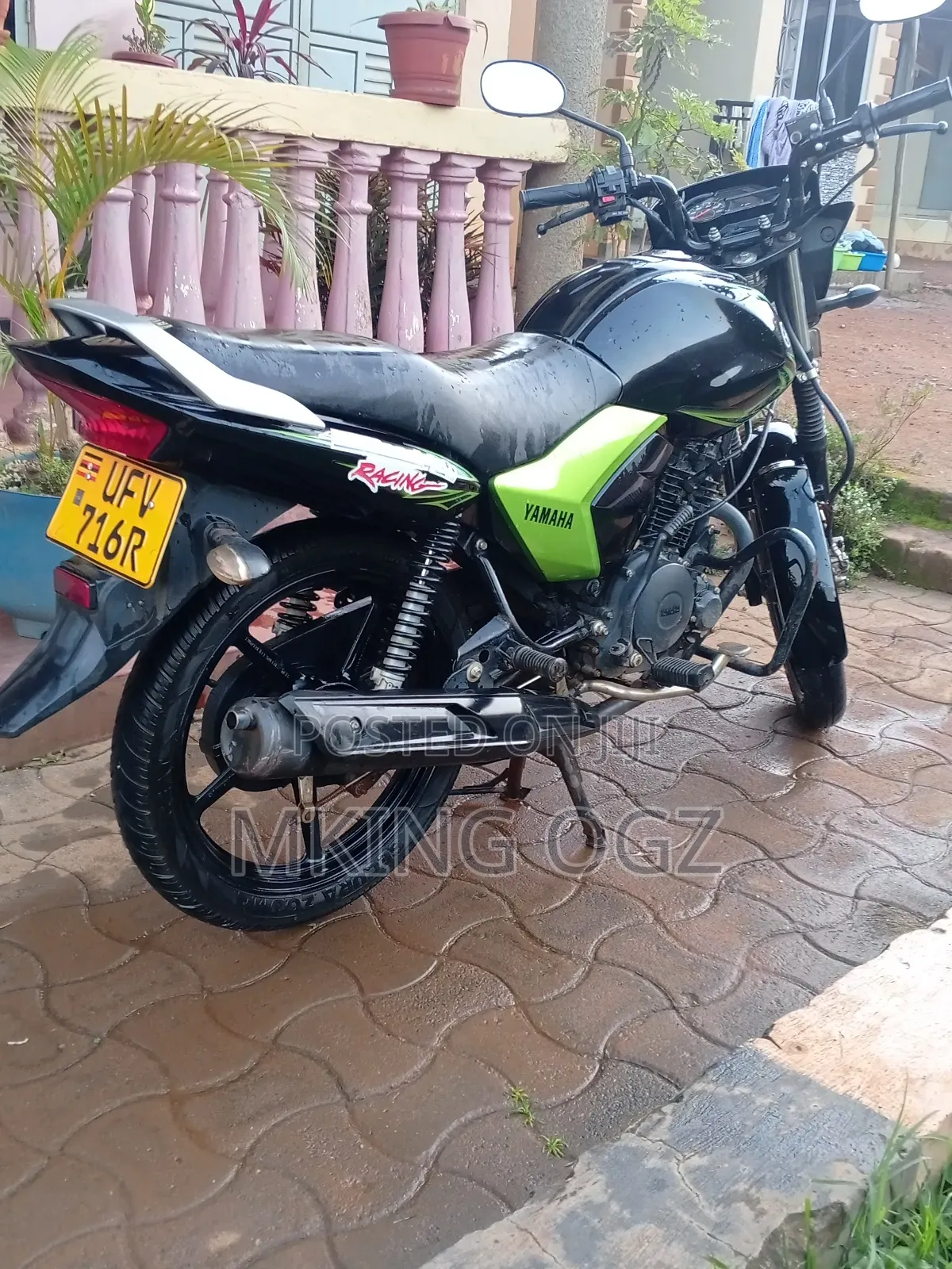New Yamaha 2022 Black