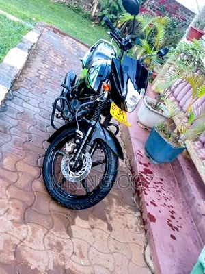 New Yamaha 2022 Black