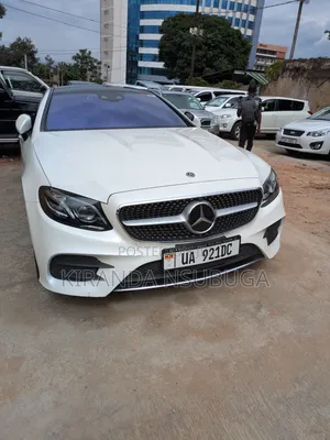 Mercedes-Benz E300 2019 White