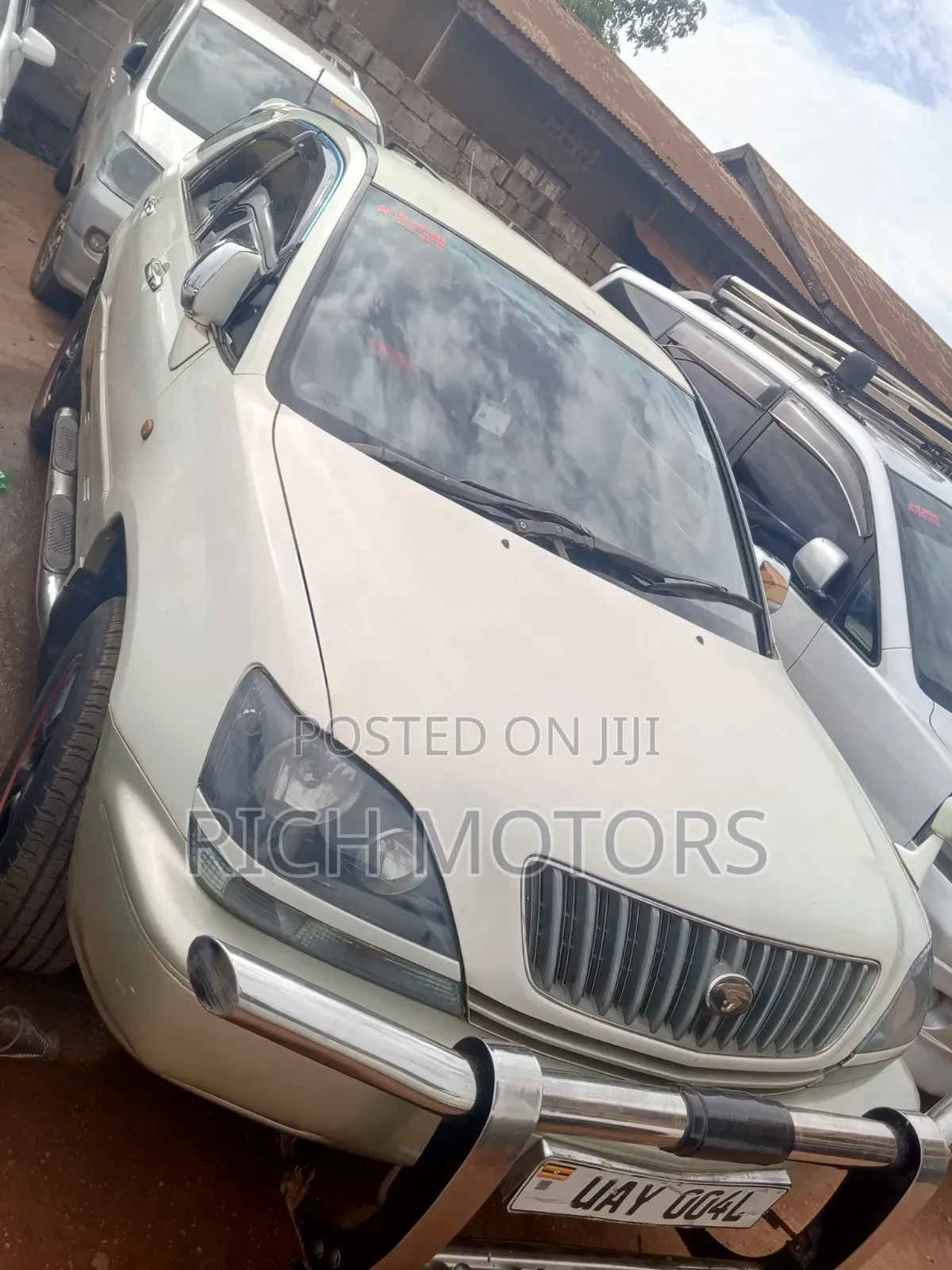 Toyota Harrier 2.2 16V 2001 White
