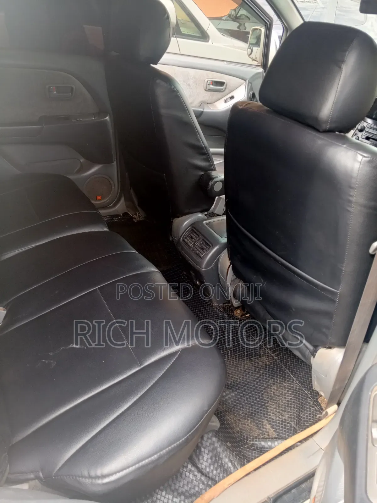 Toyota Harrier 2.2 16V 2001 White