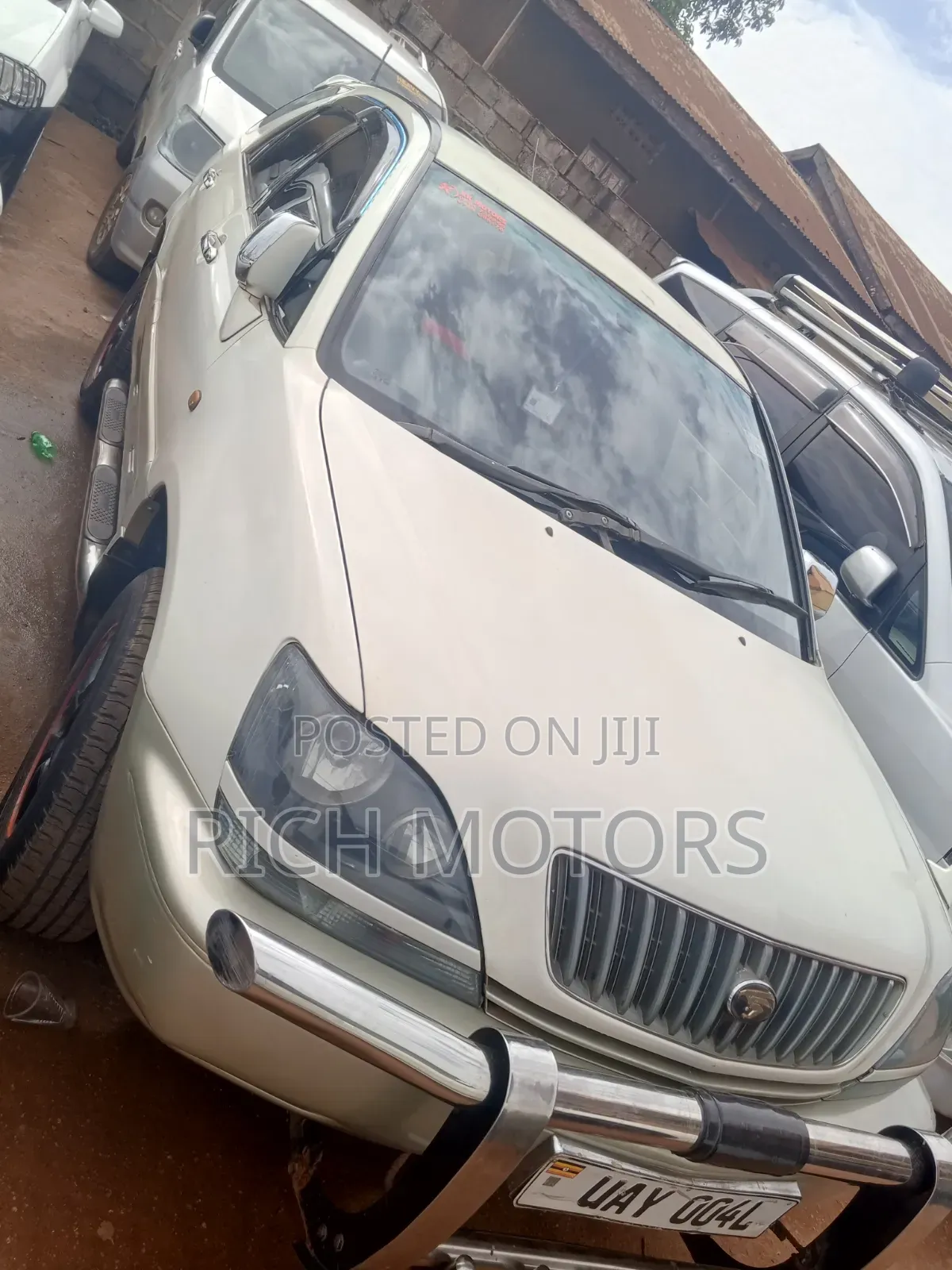 Toyota Harrier 2.2 16V 2001 White