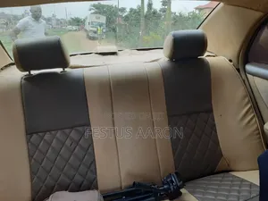 Toyota Corolla 1.5 Sedan Automatic 2002 Beige