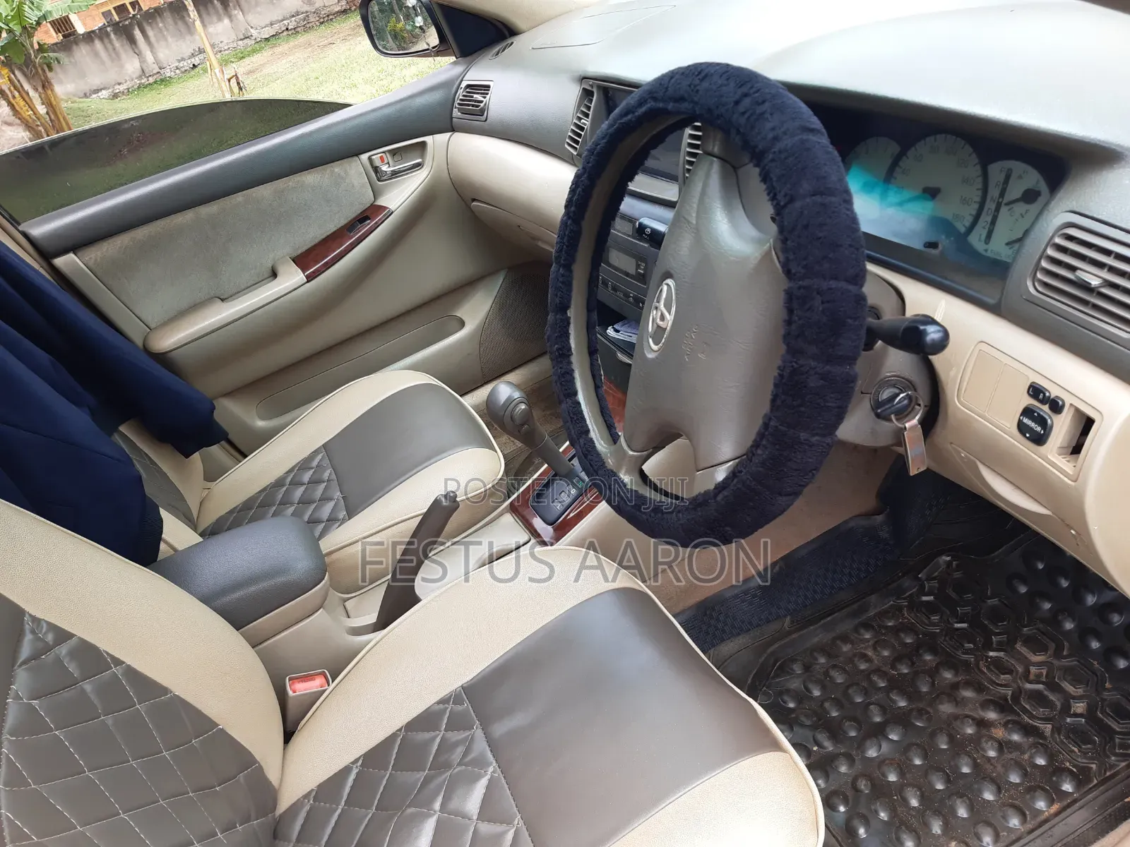 Toyota Corolla 1.5 Sedan Automatic 2002 Beige