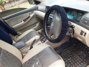 Toyota Corolla 1.5 Sedan Automatic 2002 Beige