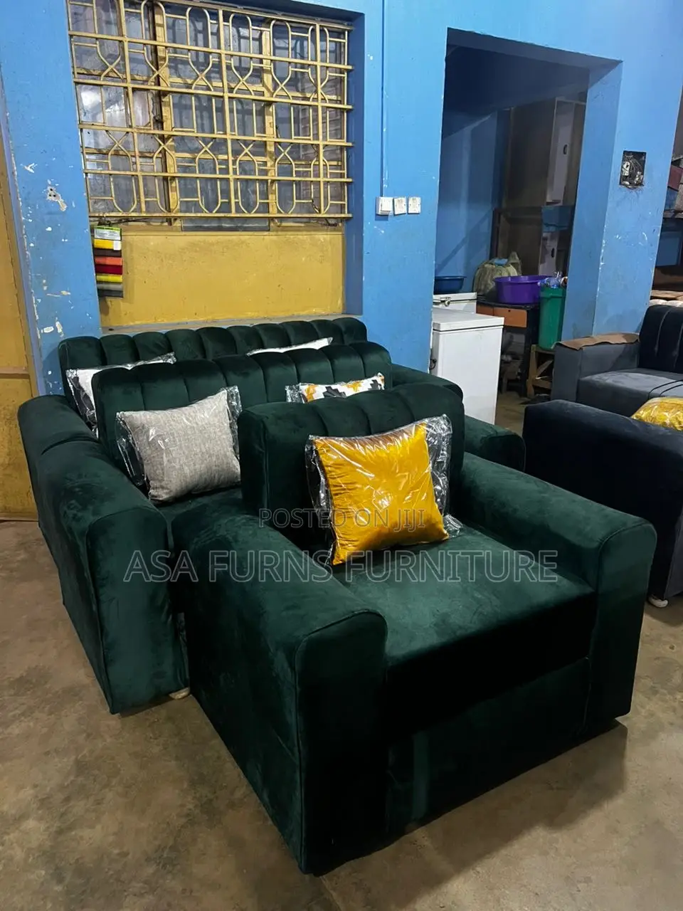 Sofa 6 Seaters / Sofas on Sale